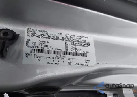 2015 Ford Focus Se z USA, uszkodzony, nr VIN 1FADP3K29FL282505